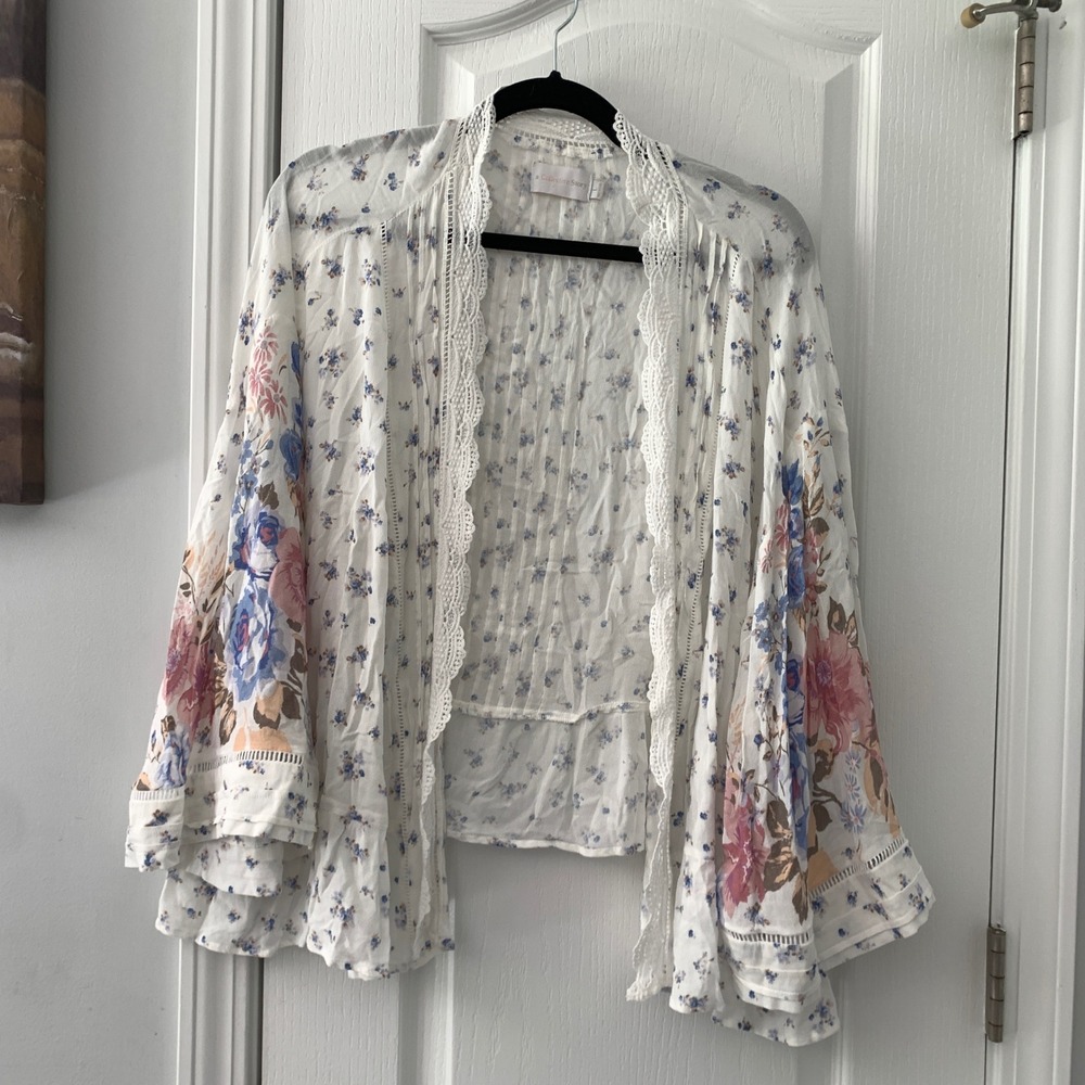 A Collective Story Floral Lace Trim Kimono Cardigan White Blue Pink Large